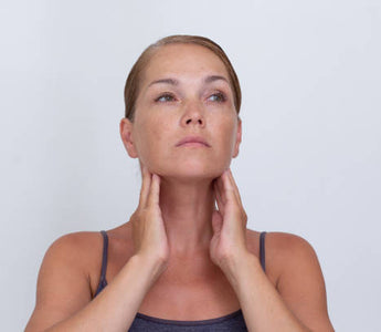 Red Light Therapy for Hormonal Balance & Thyroid Health