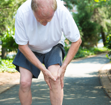 Finding Solace in Your Journey: Overcoming Knee Joint Pain with the Handy Pulse Laser