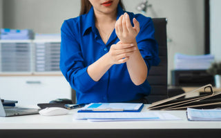 Laser Therapy for Overuse Injuries in Office Workers: Carpal Tunnel, Tendonitis & More