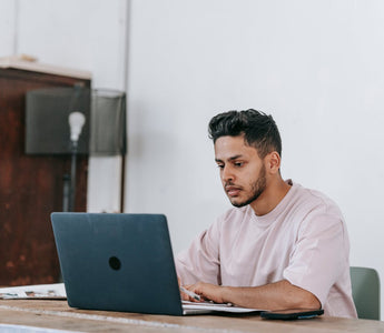 Red Light Therapy for Eye Fatigue in Students and Remote Workers